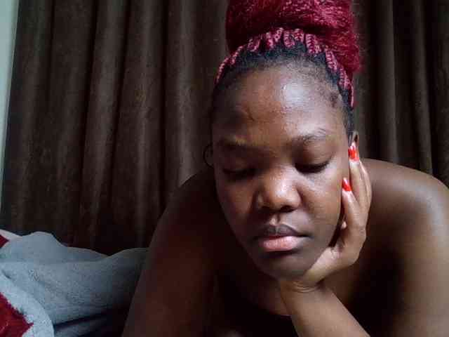 Sexyicey webcam