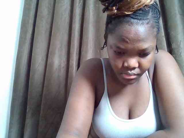 Sexyicey webcam