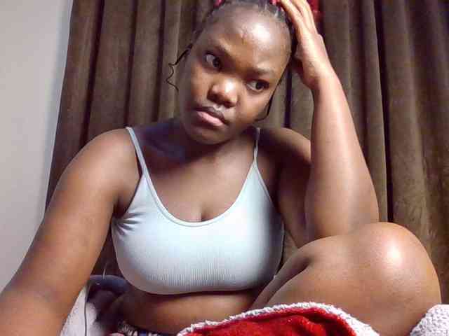 Sexyicey webcam