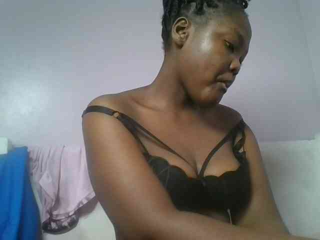 Sexyicey webcam