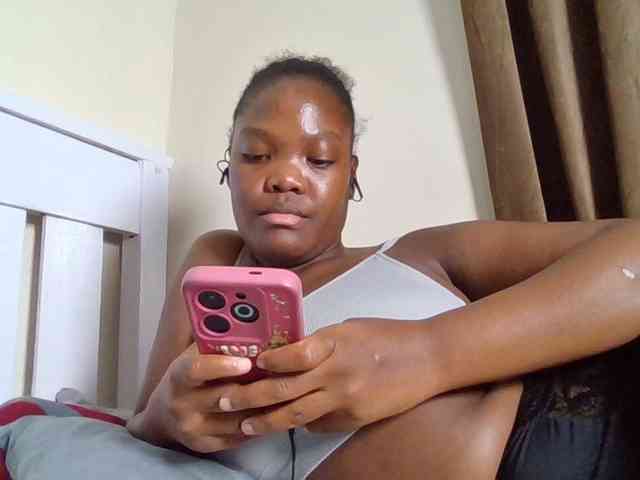 Sexyicey webcam
