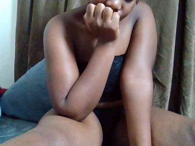 Sexyicey webcam