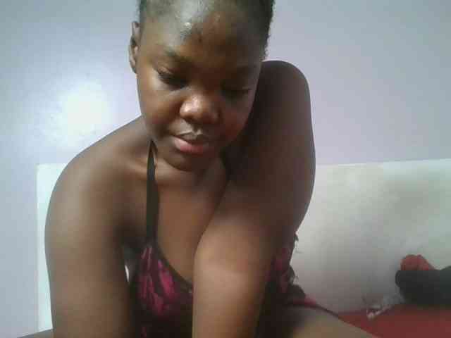 Sexyicey webcam