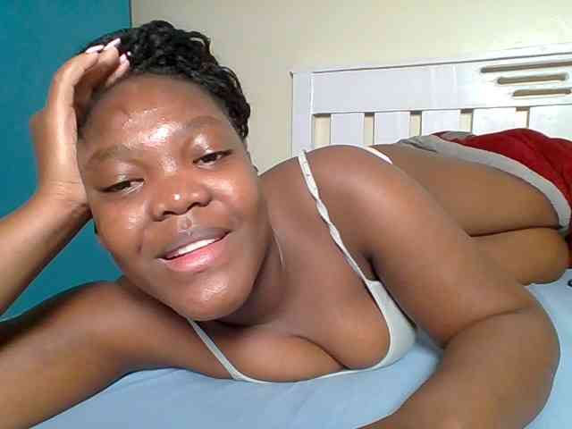Sexyicey webcam