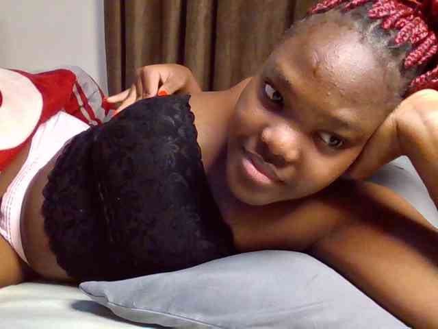 Sexyicey webcam