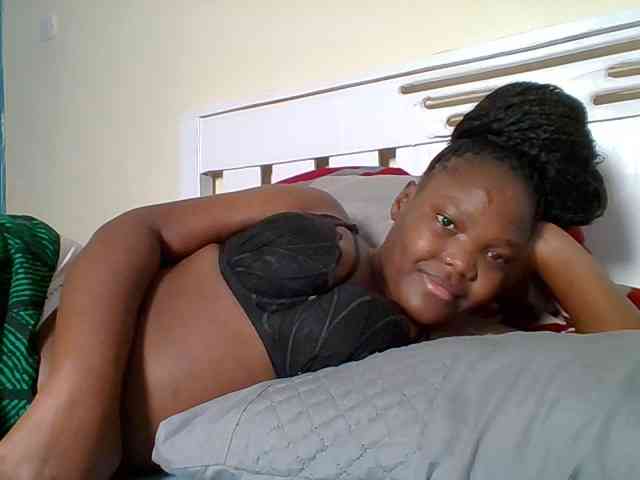 Sexyicey webcam