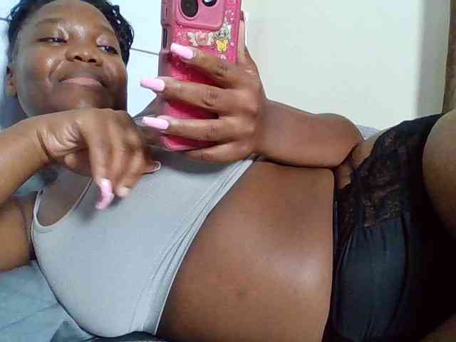 Sexyicey webcam