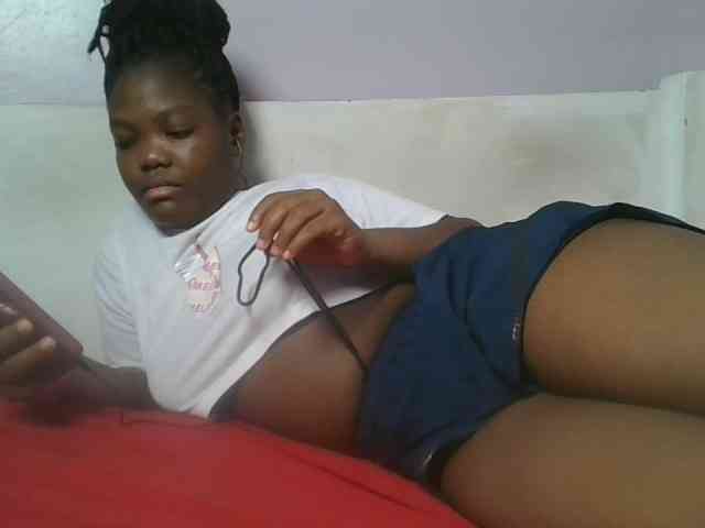 Sexyicey webcam