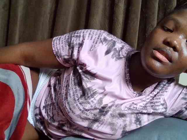 Sexyicey webcam