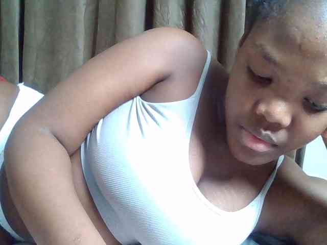 Sexyicey webcam
