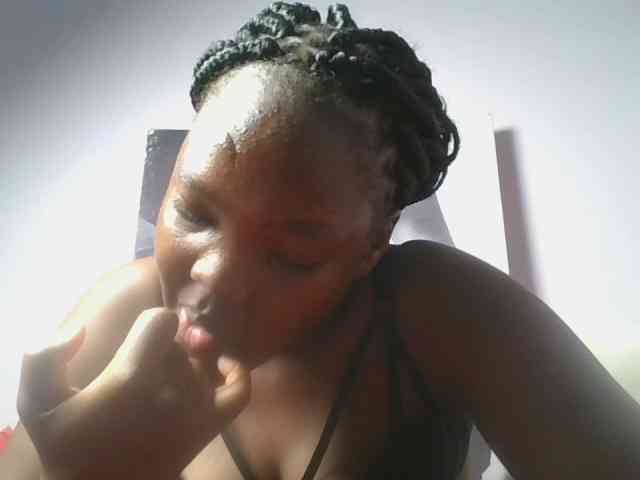 Sexyicey webcam