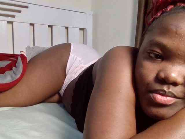 Sexyicey webcam