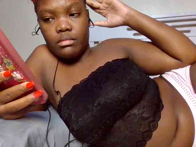 Sexyicey webcam