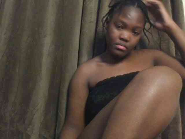 Sexyicey webcam