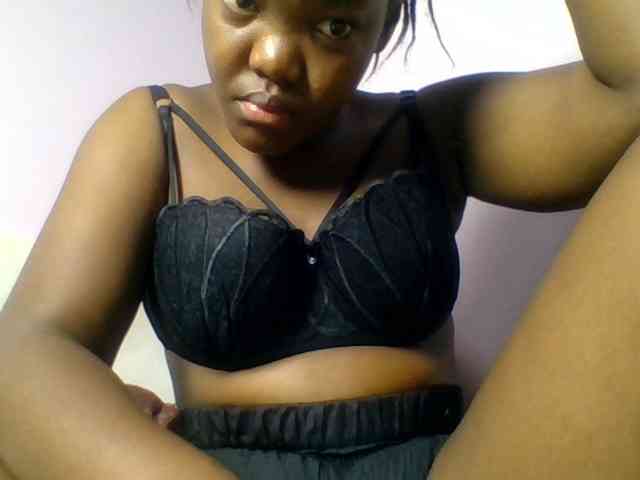 Sexyicey webcam