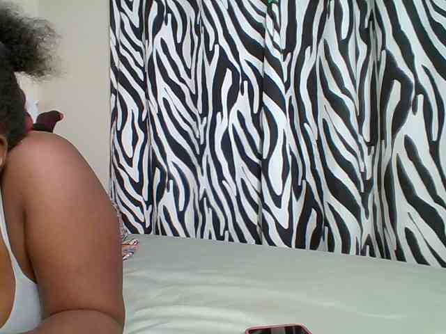 Sexyicey webcam
