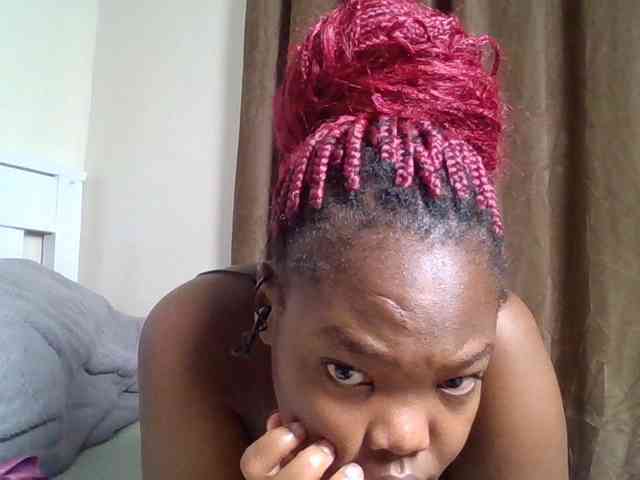 Sexyicey webcam