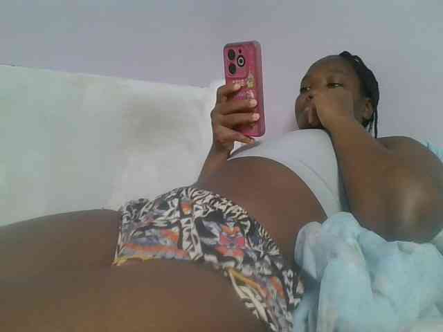 Sexyicey webcam