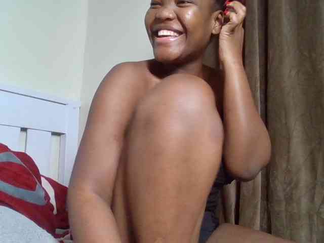Sexyicey webcam