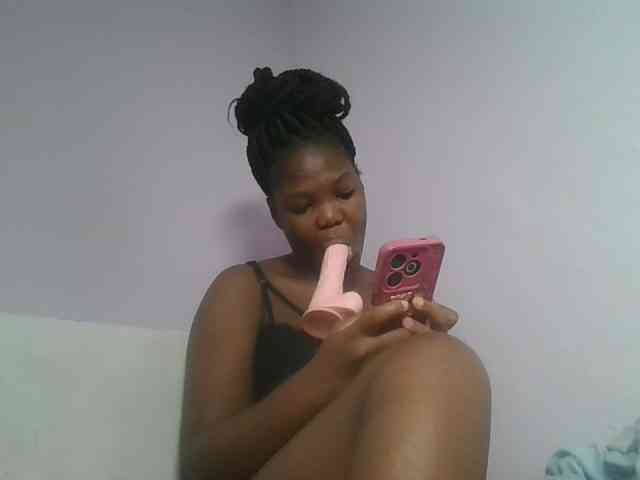 Sexyicey webcam