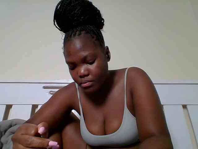 Sexyicey webcam