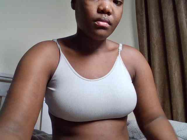 Sexyicey webcam