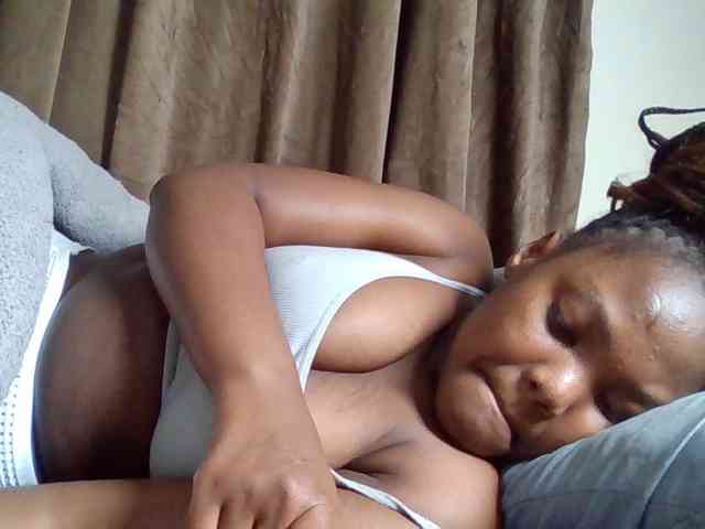 Sexyicey webcam