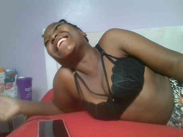 Sexyicey webcam