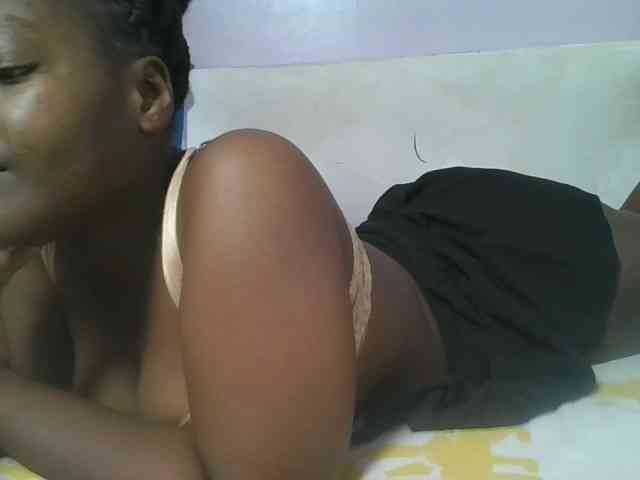 Sexyicey webcam