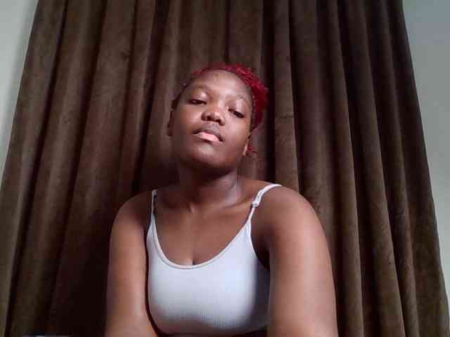 Sexyicey webcam