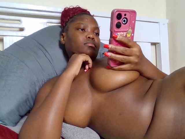 Sexyicey webcam