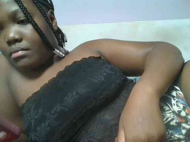 Sexyicey webcam