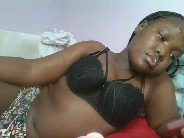 Sexyicey webcam