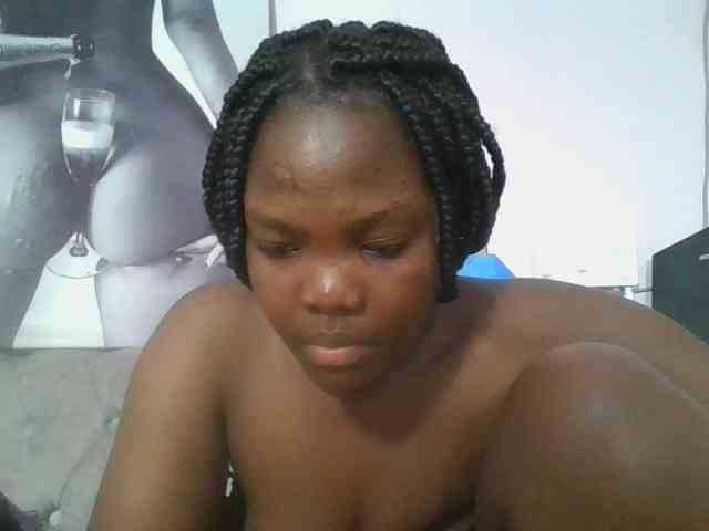 Sexyicey webcam