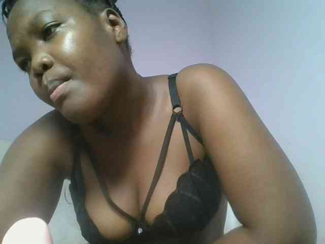 Sexyicey webcam