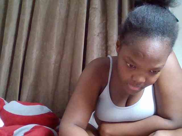 Sexyicey webcam