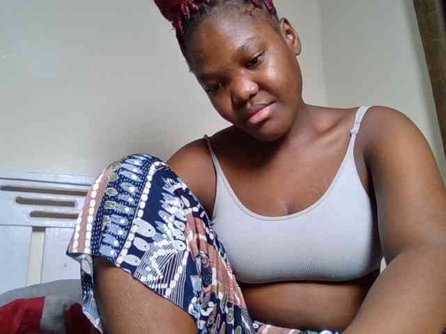Sexyicey webcam