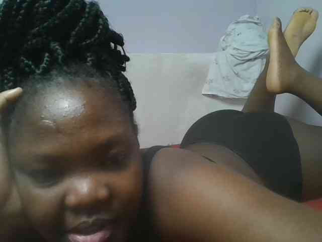 Sexyicey webcam