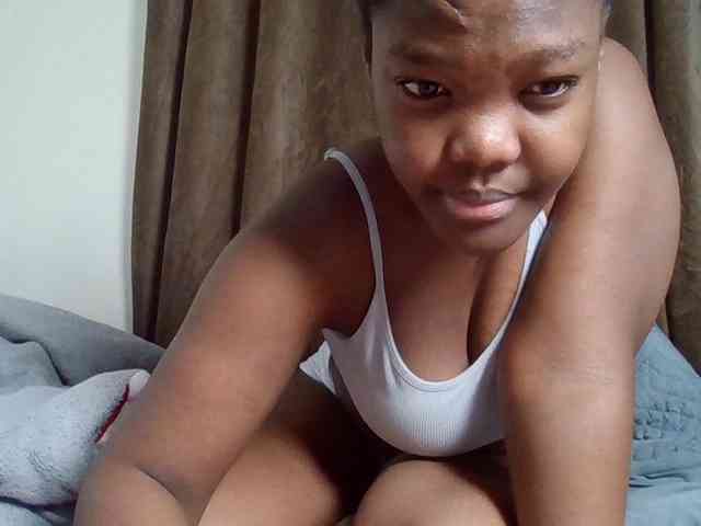 Sexyicey webcam