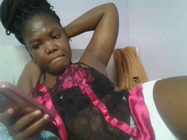 Sexyicey webcam