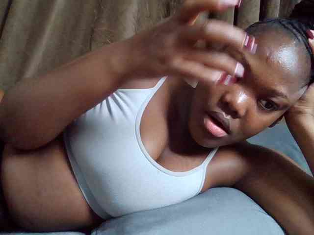 Sexyicey webcam