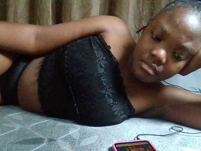 Sexyicey webcam