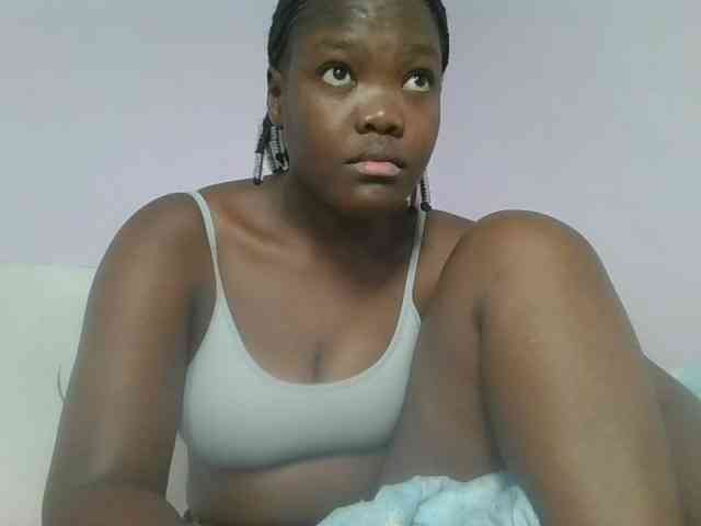 Sexyicey webcam