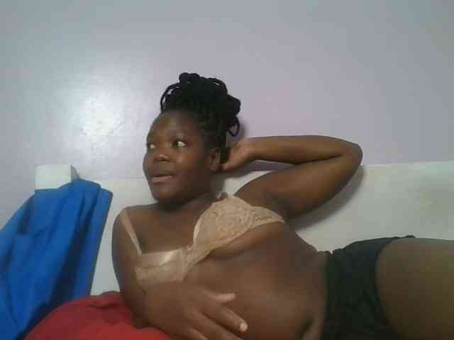 Sexyicey webcam