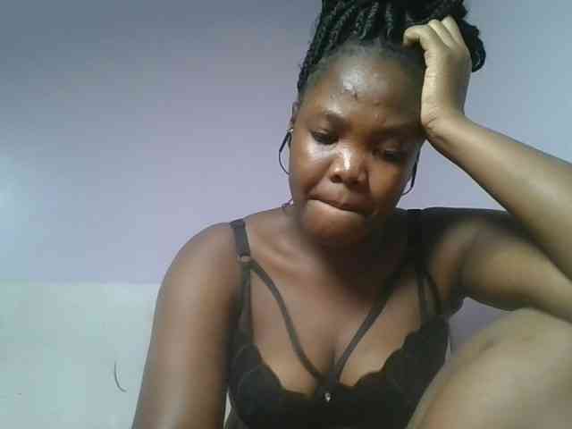 Sexyicey webcam