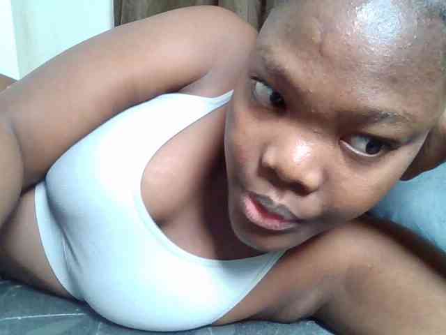 Sexyicey webcam