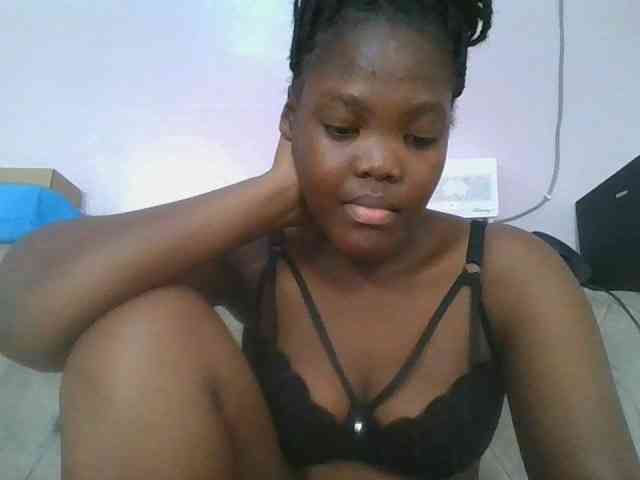 Sexyicey webcam