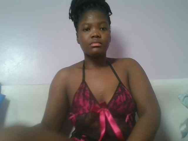 Sexyicey webcam