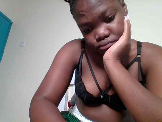 Sexyicey webcam