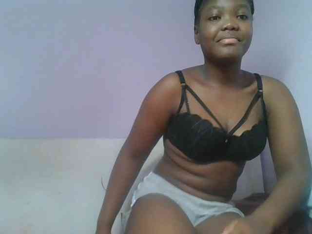 Sexyicey webcam